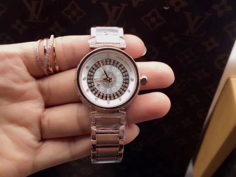 LOUIS VUITTON Watches